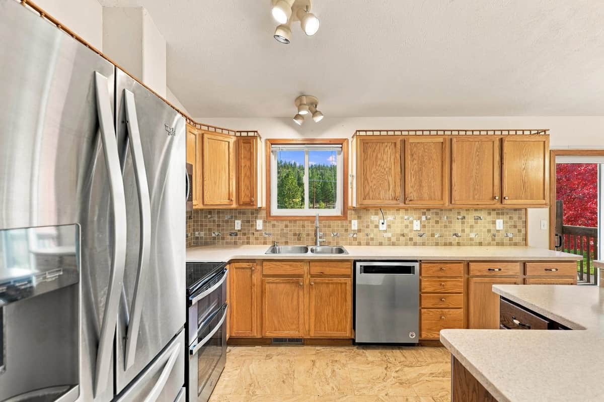 13378 W Greenfield Rd thumbnail 9