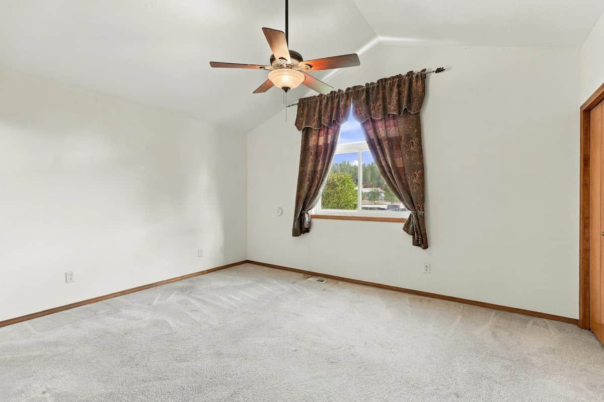 13378 W Greenfield Rd thumbnail 12