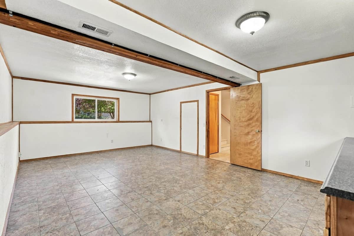 13378 W Greenfield Rd thumbnail 18