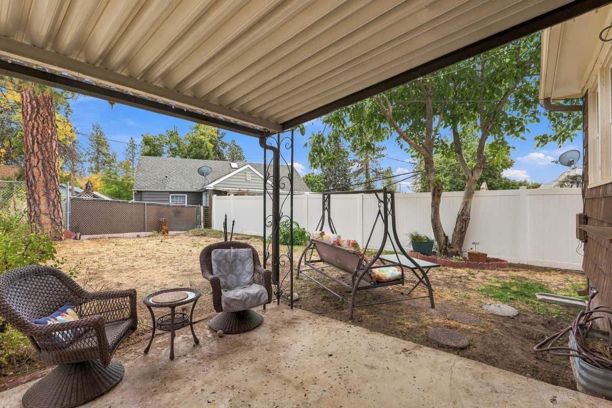 3312 N Columbia Cir thumbnail 24