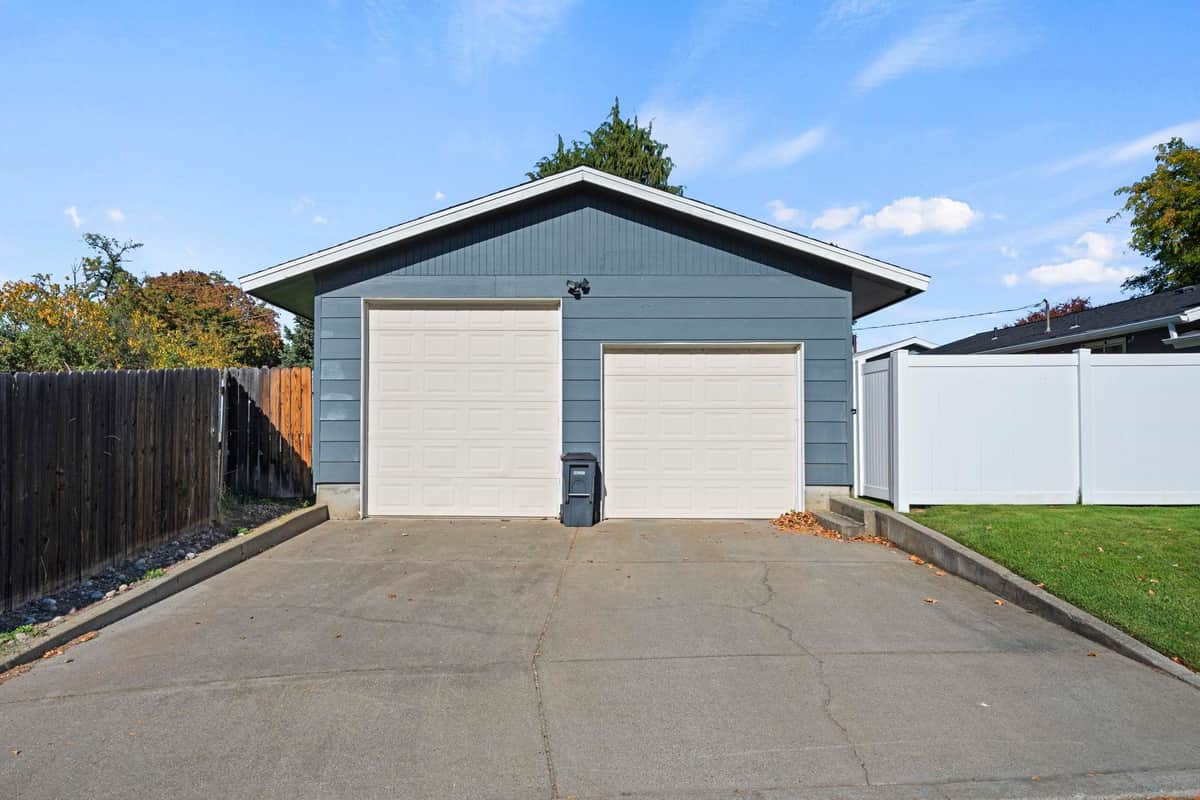 4705 N Mayhew Rd thumbnail 6