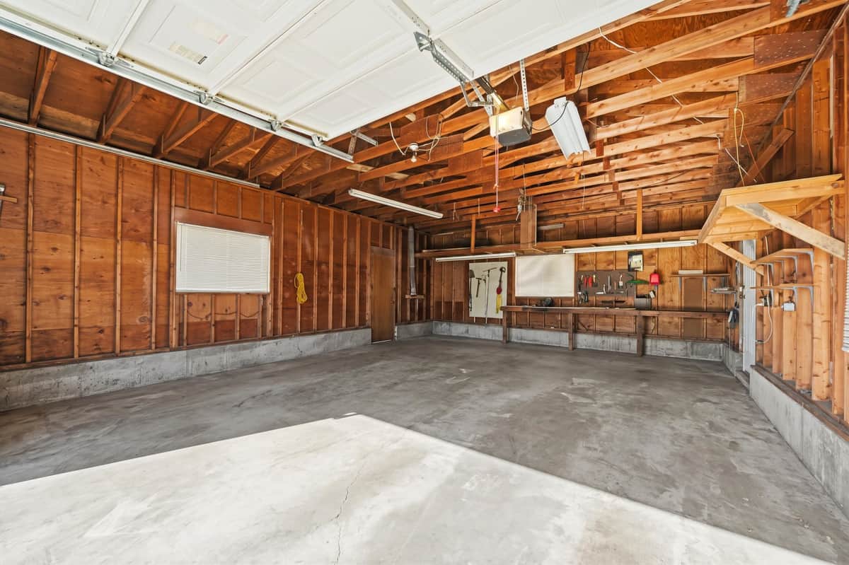 4705 N Mayhew Rd thumbnail 33