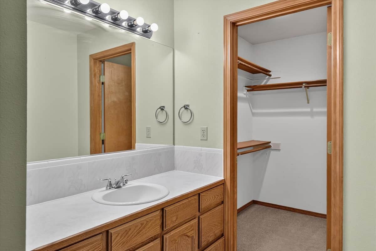 16115 E LONGFELLOW Ave thumbnail 23