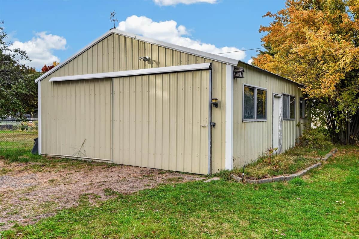 16115 E LONGFELLOW Ave thumbnail 44