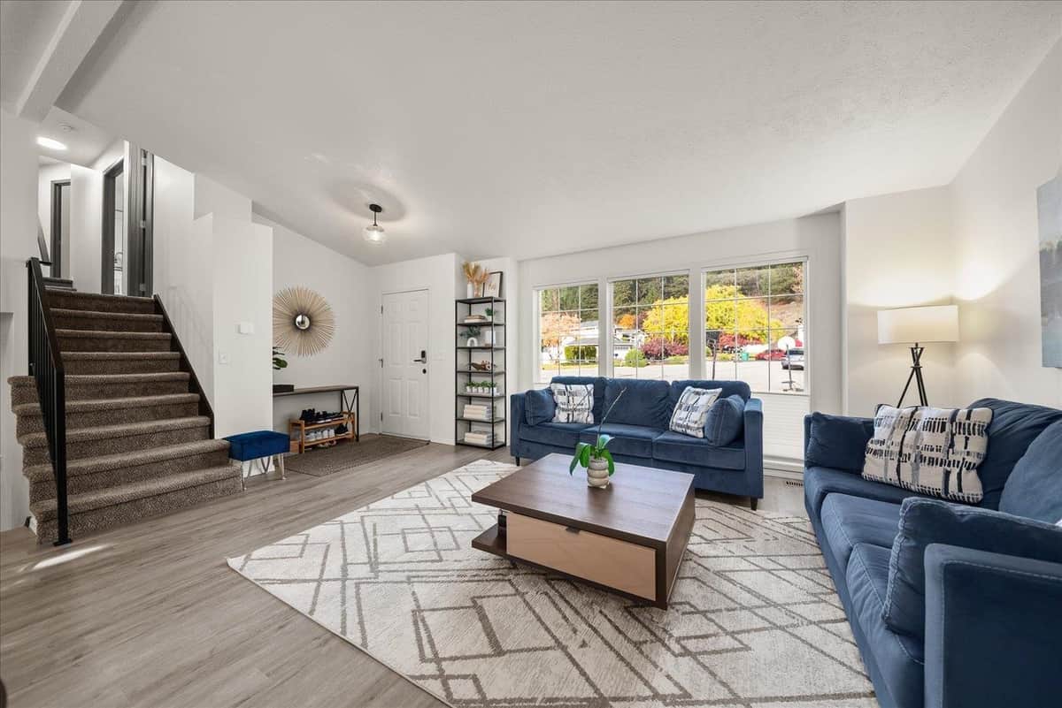 5004 N Lillian Ct thumbnail 4