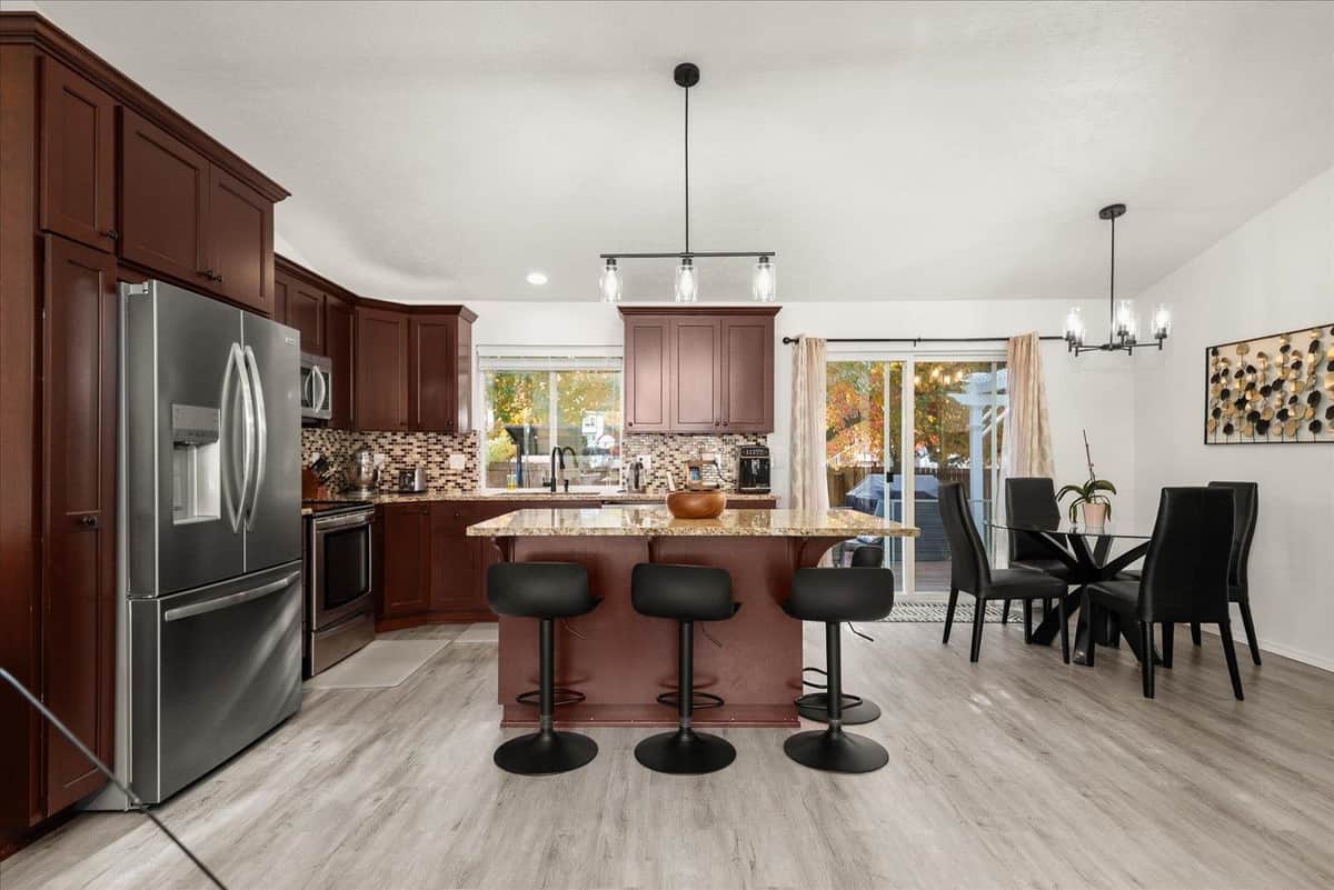 5004 N Lillian Ct thumbnail 8
