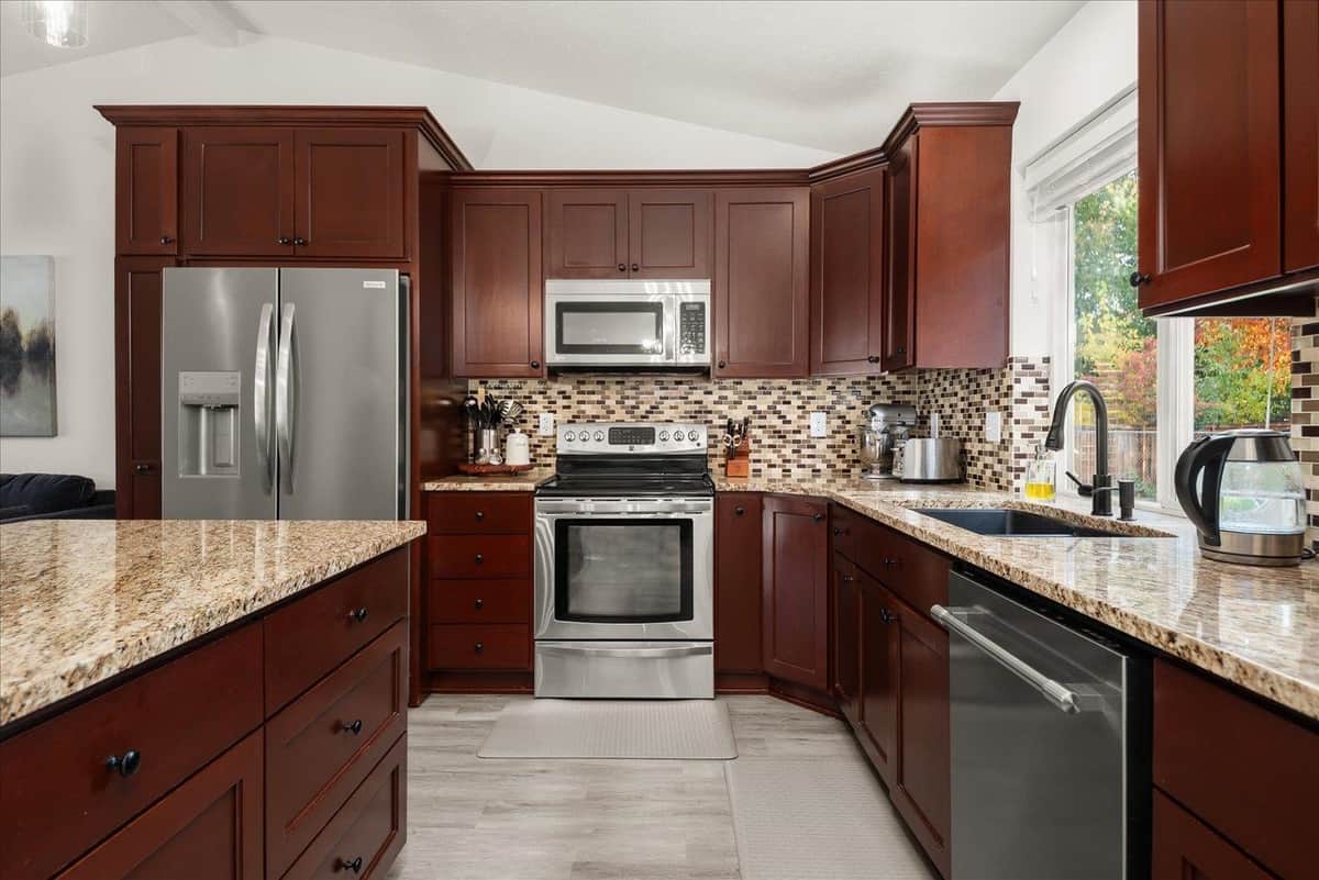 5004 N Lillian Ct thumbnail 13