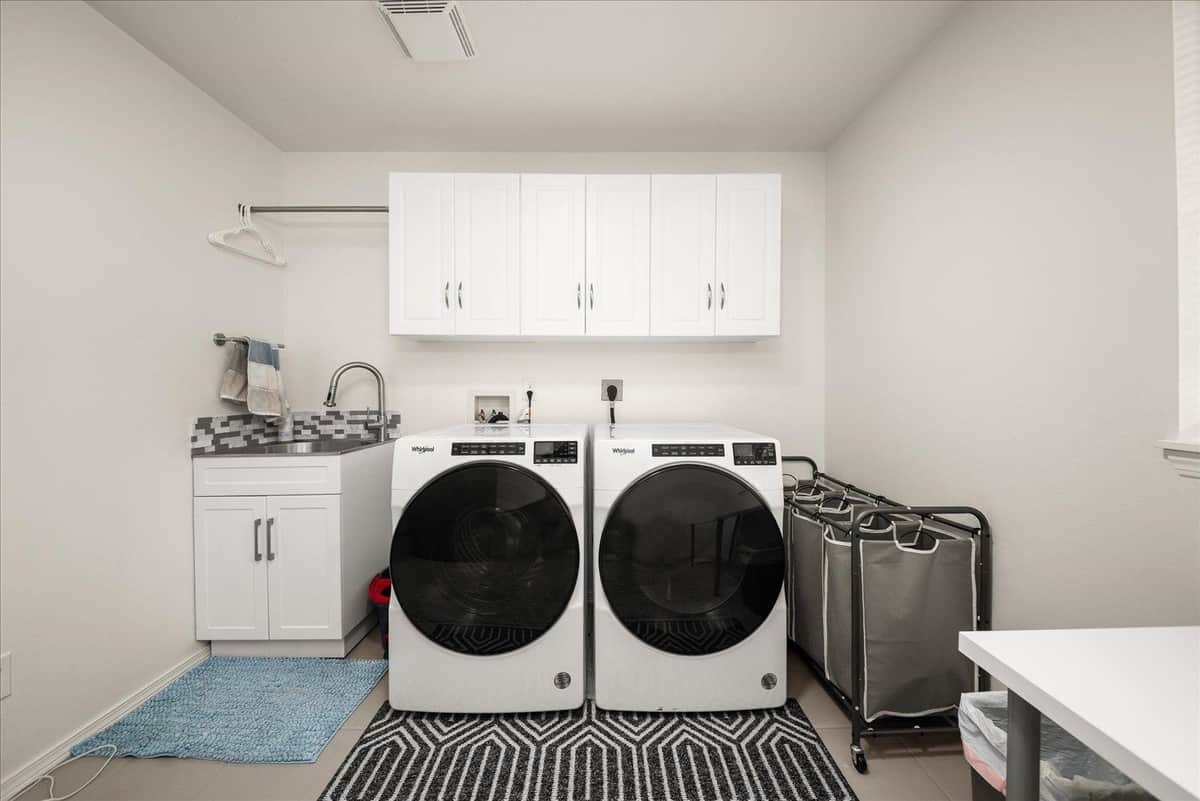 5004 N Lillian Ct thumbnail 23