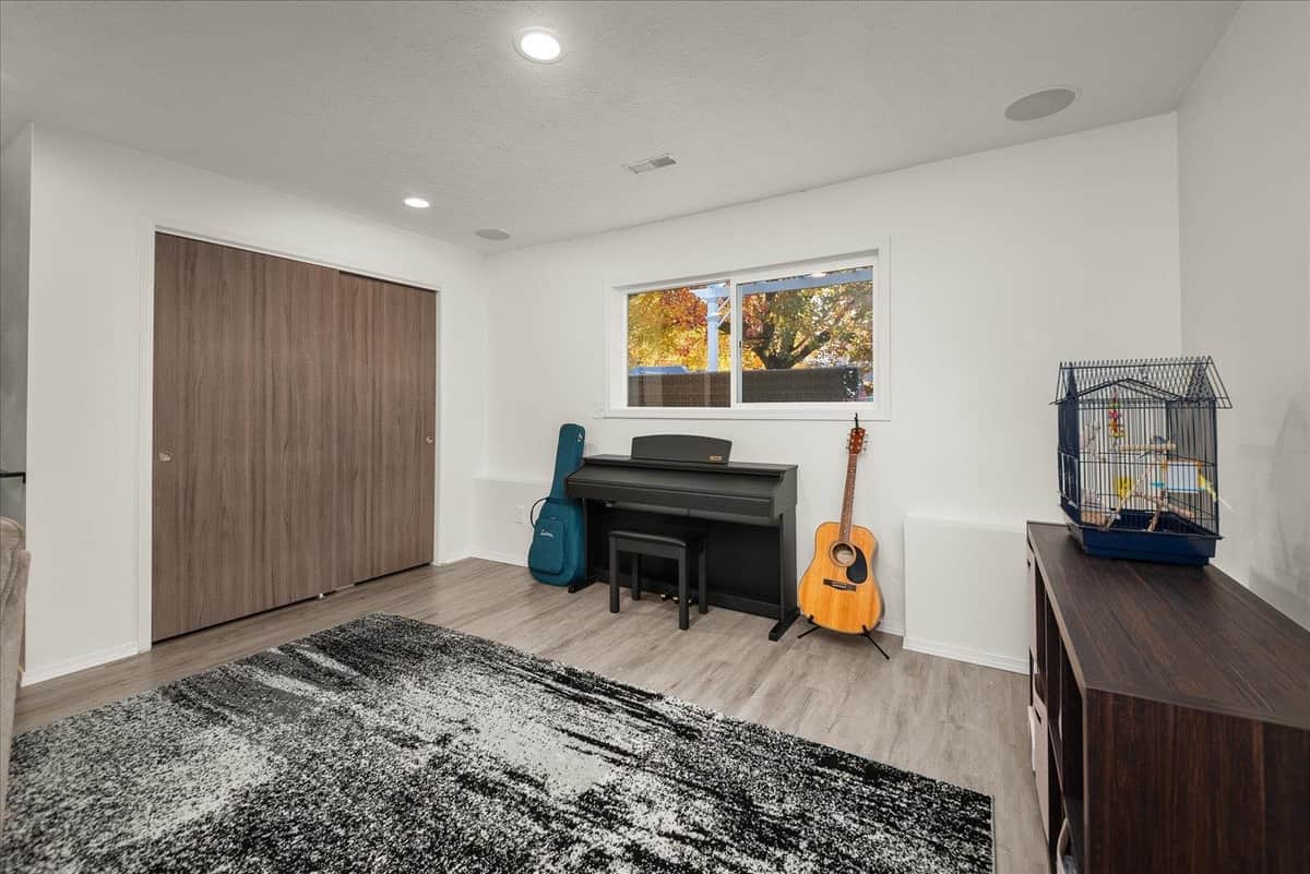 5004 N Lillian Ct thumbnail 29