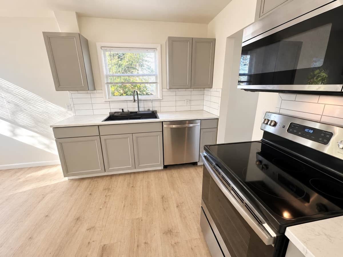 1308 E Providence Ave thumbnail 6