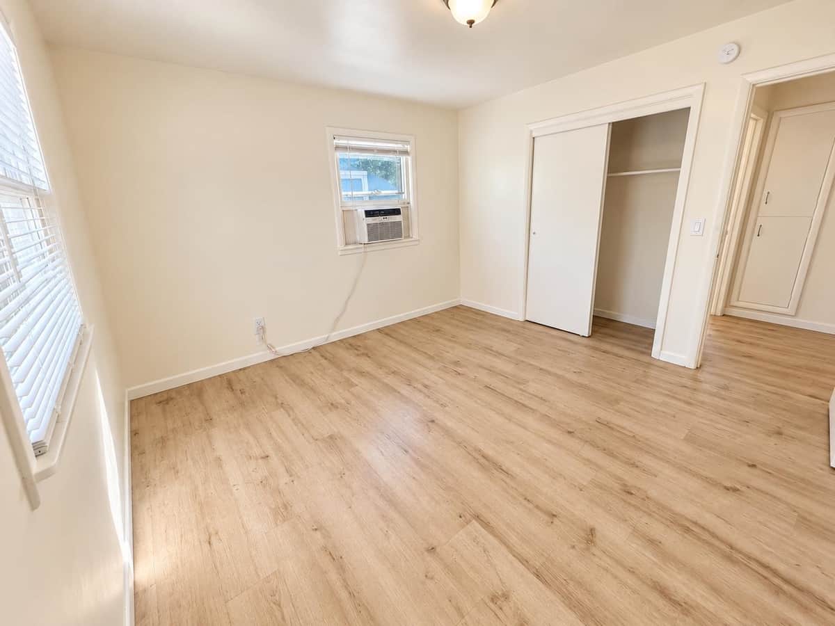 1308 E Providence Ave thumbnail 10