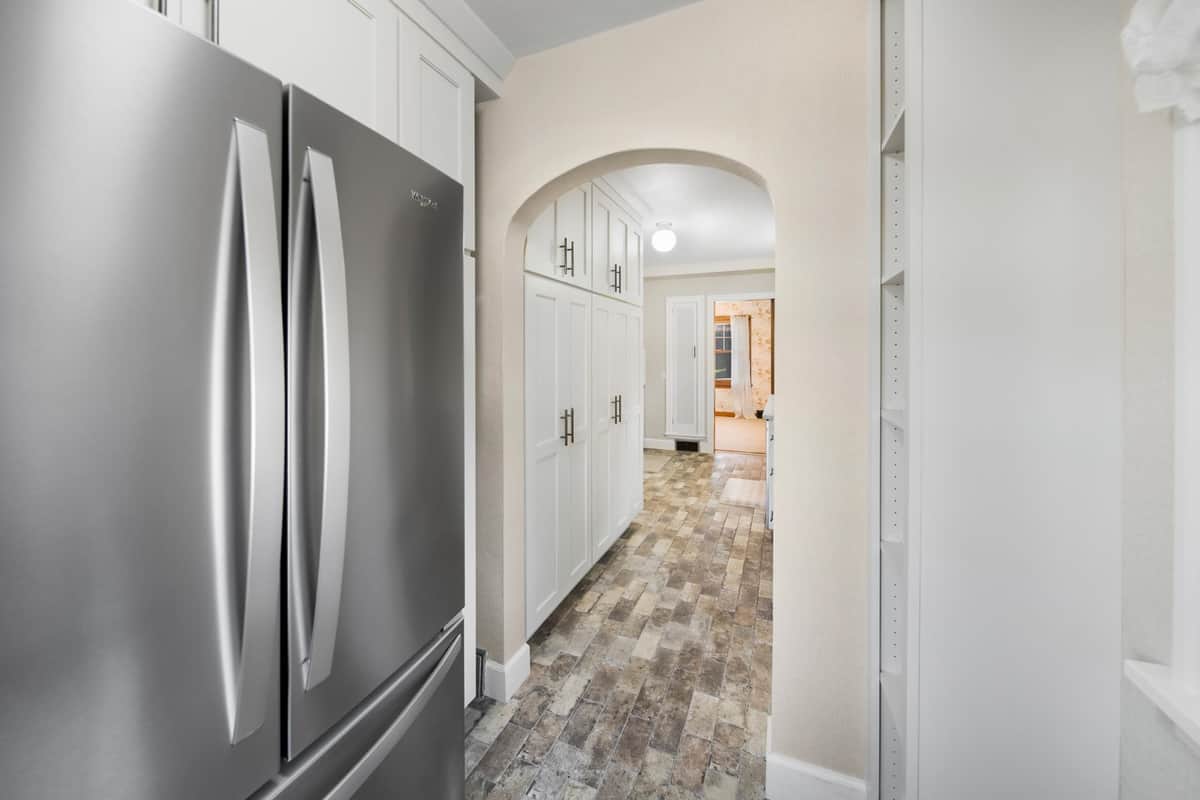 428 W 27th Ave thumbnail 12