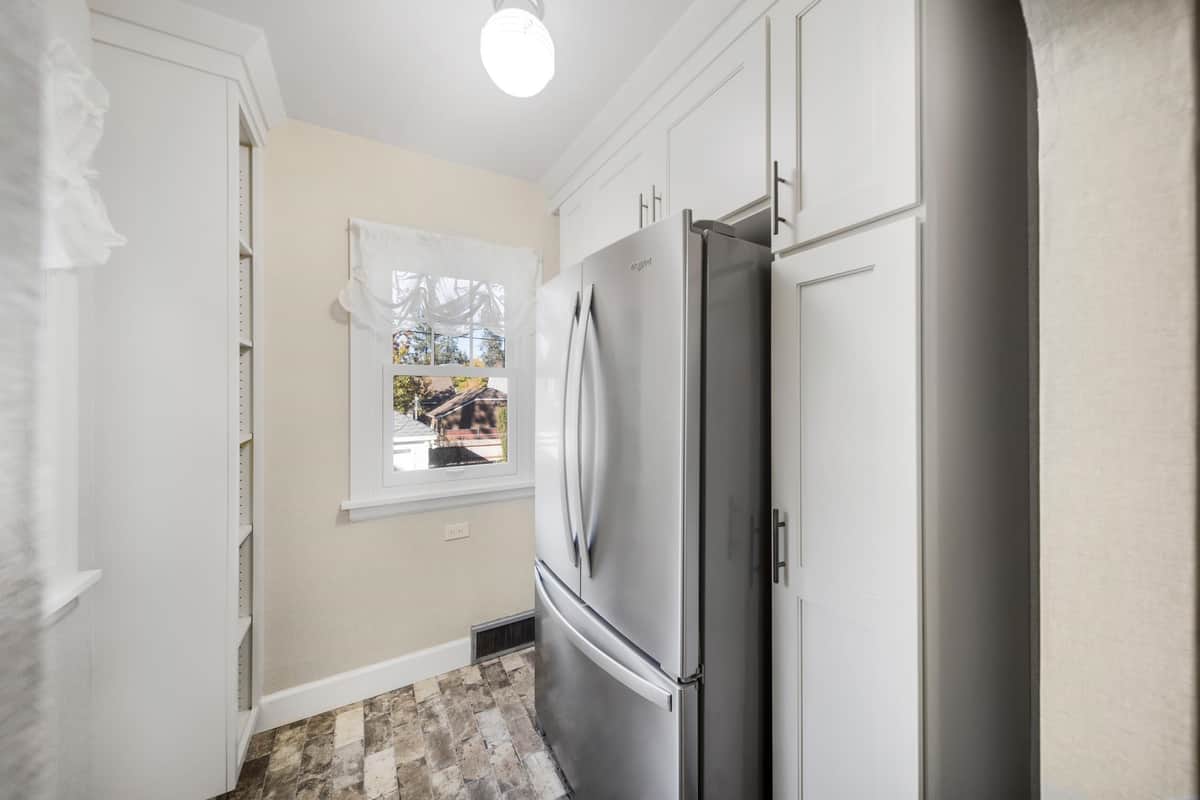 428 W 27th Ave thumbnail 11