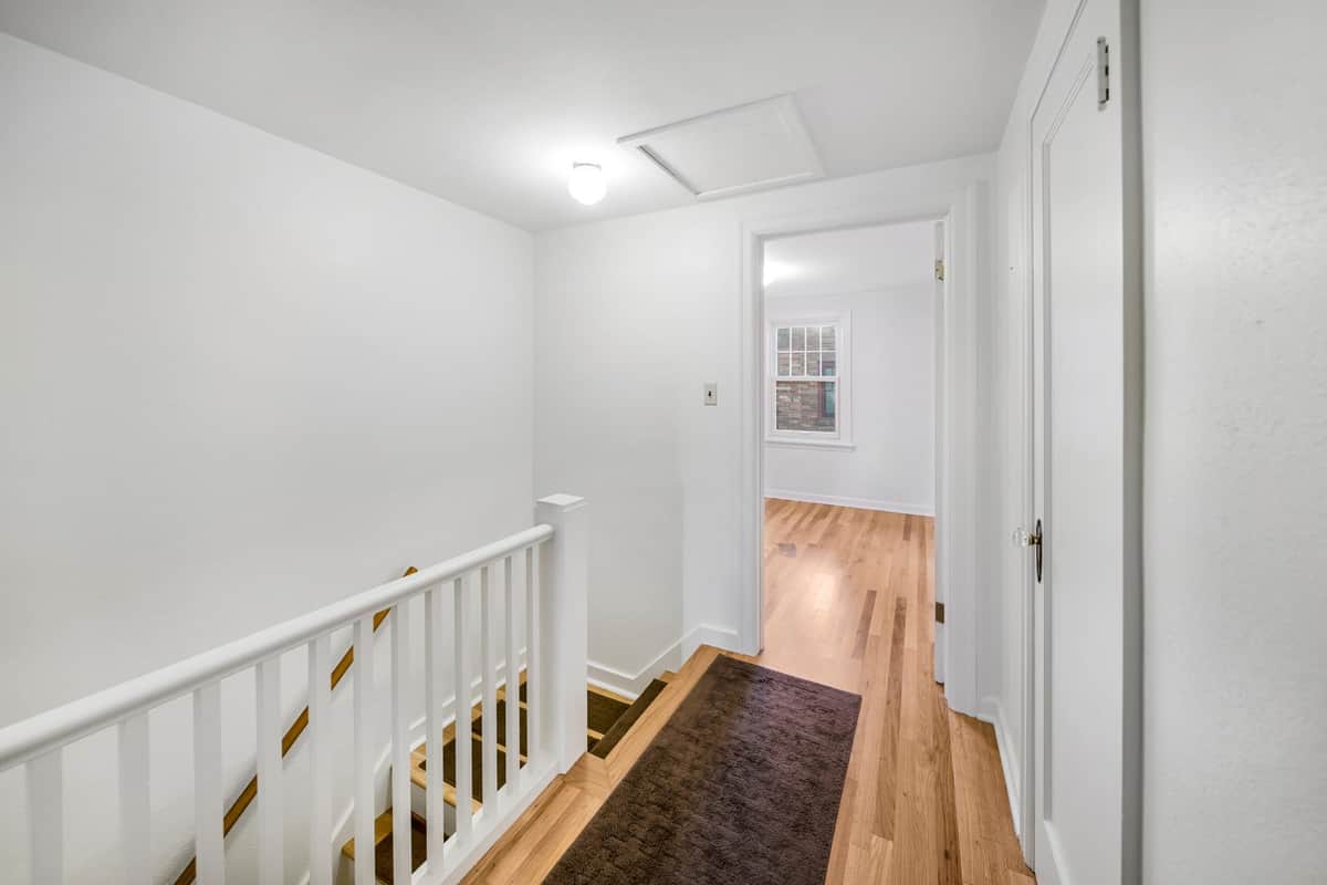 428 W 27th Ave thumbnail 23