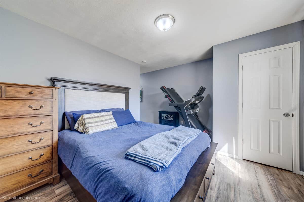 4718 N MAGNOLIA St thumbnail 10