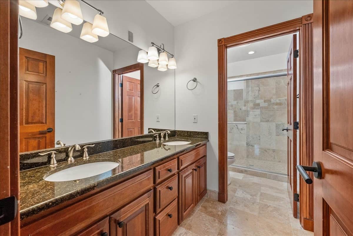 7611 S Mountain Springs Ln thumbnail 39