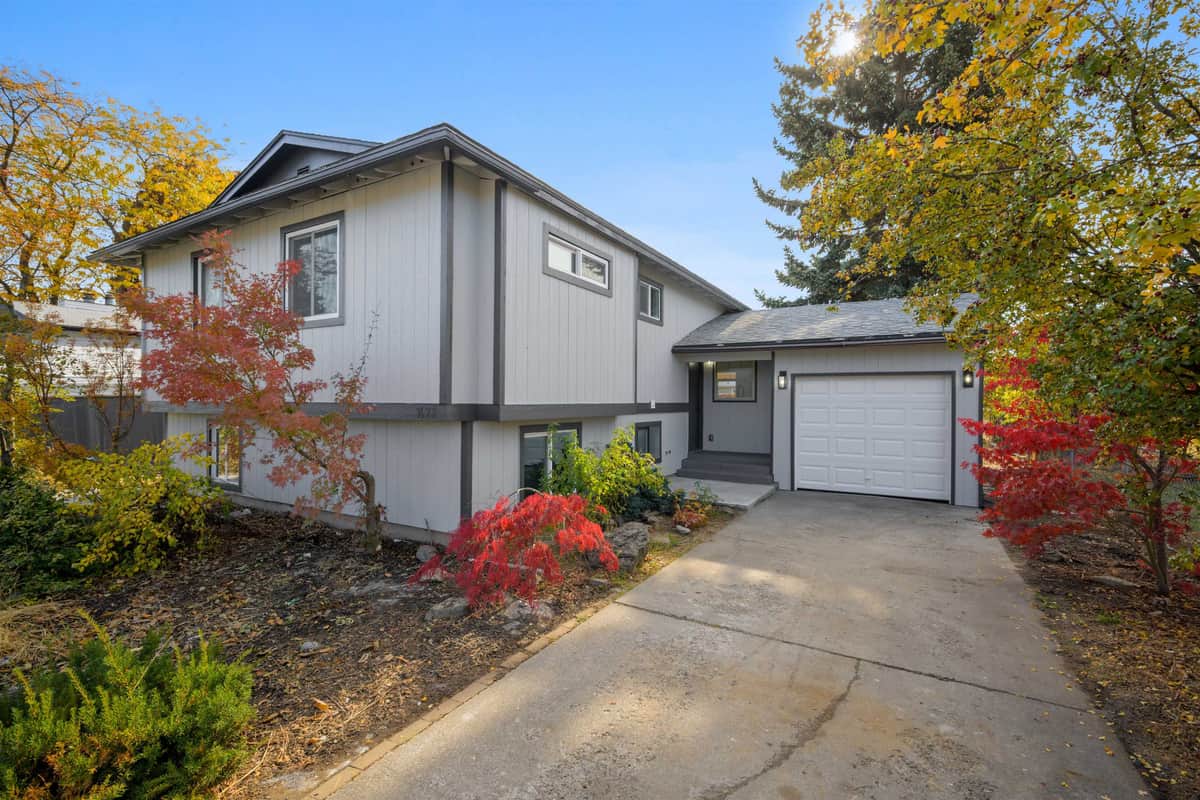 3622 E 26th Ave thumbnail 2