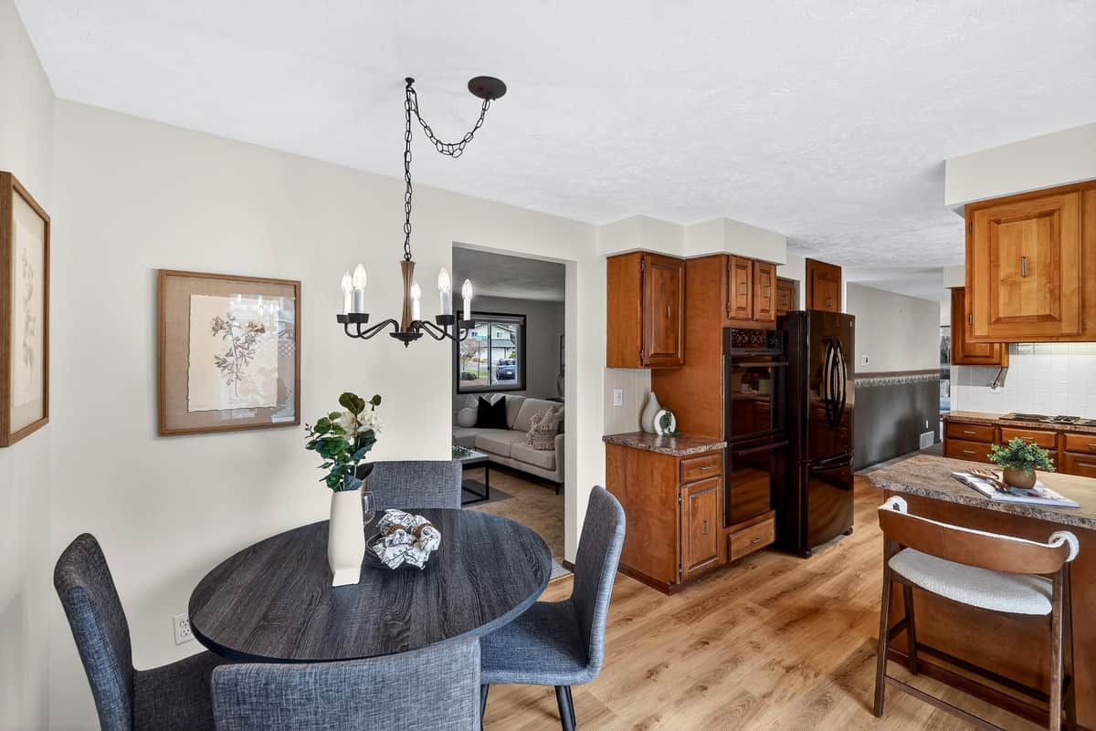 9806 N Seminole Dr thumbnail 16