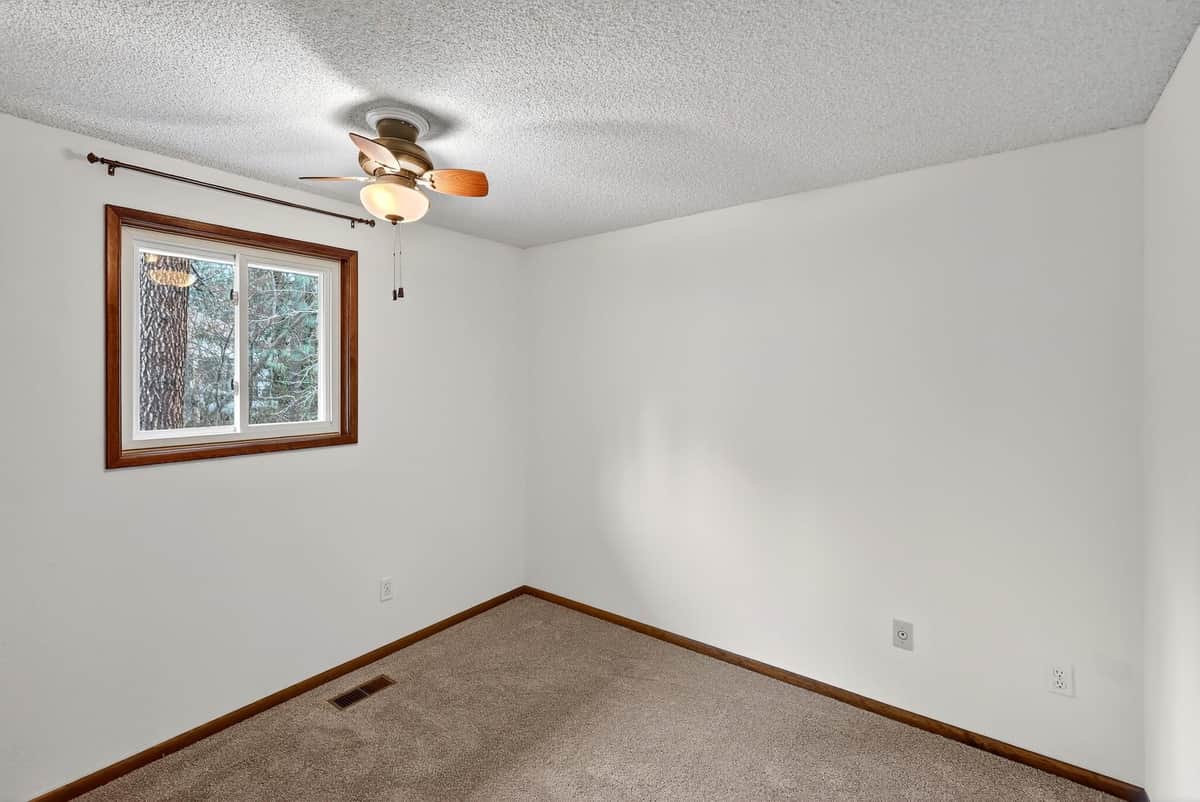 9806 N Seminole Dr thumbnail 29